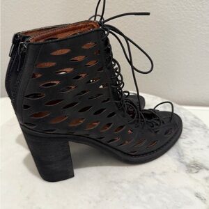 Jeffrey Campbell Ibiza Size 6.5 Booties Black Laser Cut Leather Heels